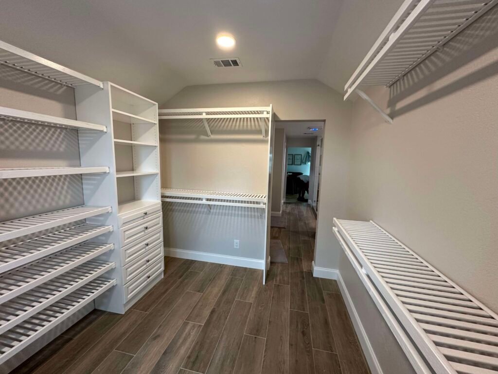 Custom Closets Naples FL — The Complete Buyer's Guide (2026)
